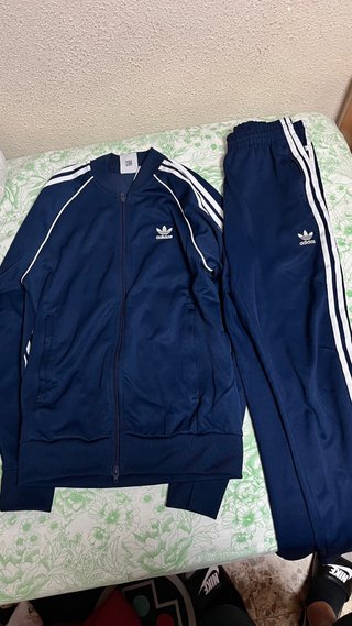 Conjunto deportivo Adidas azul