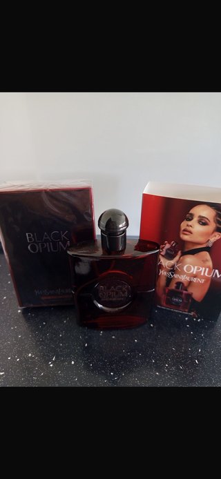 Profumo Black Opium Yves Saint Laurent