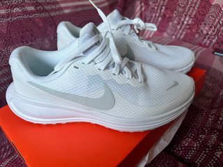 Nike Revolution 8 Nuevas Talla 38,5