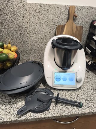 Thermomix TM6 año2022 + bolsa trans.+ Kit cuchillo