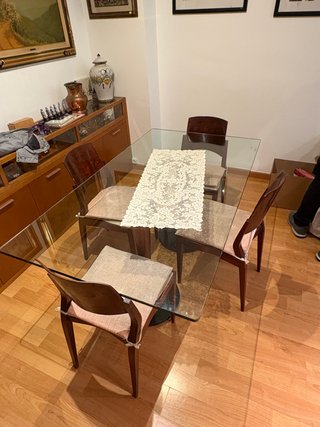Conjunto Mesa de Cristal y 6 Sillas