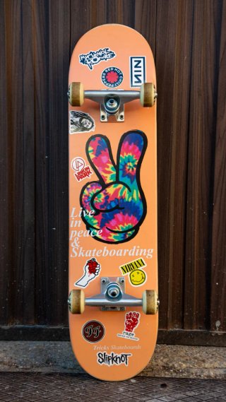 Skate marca Tricks talla 8.25”