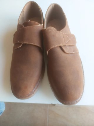 Zapatos de Hombre Marrones Nuevo sin usar!
