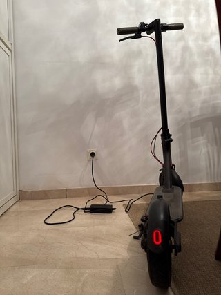 Xiaomi Mi Electric Scooter M365