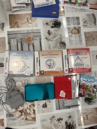 Nintendo 3DS + 4 Giochi + Caricatore