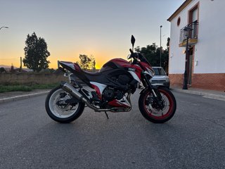 Kawasaki Z800e 2016 Limitada