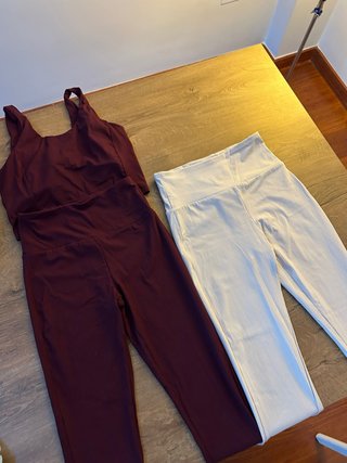 Lote Ropa Mujer: Conjunto Top y Pantalón