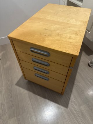 Cajonera de escritorio de madera