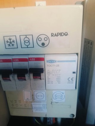 Instalación Rele Inversor y Red 230V para Caravana