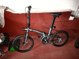 Bicicleta plegable gris BTWIN TILT