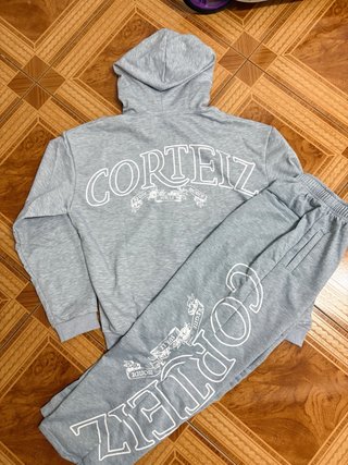 Chándal Corteiz Gris Talla M