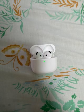 Apple AirPods 4 con Cancelación de Ruido