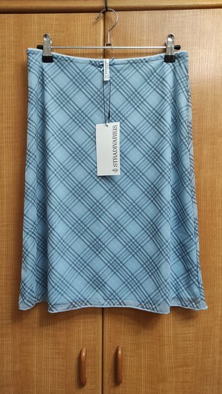 Falda de tul Stradivarius cuadros azul