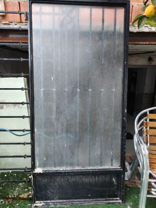 Puerta Hierro con cerradura 210x103