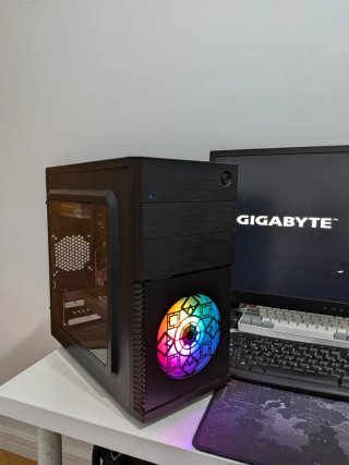 PC Gaming RGB Intel i3-7100 | GT 1030 | 8GB RAM