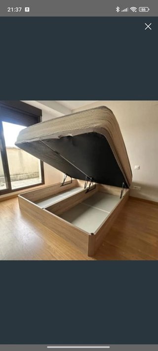 Letto canapé con materassi nuovi