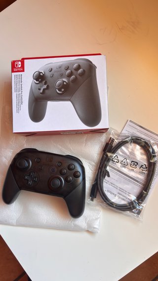 Nintendo Switch Pro Controller