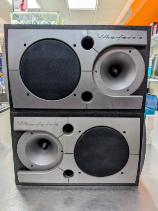 Altavoces Wharfedale 2190
