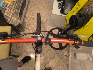 Bicicleta de Montaña con Manillar Naranja