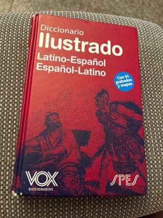 Diccionario Ilustrado Latín. Latino-Español/ Es...
