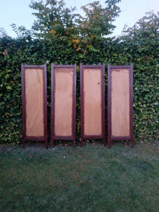 Biombo de madera y tela