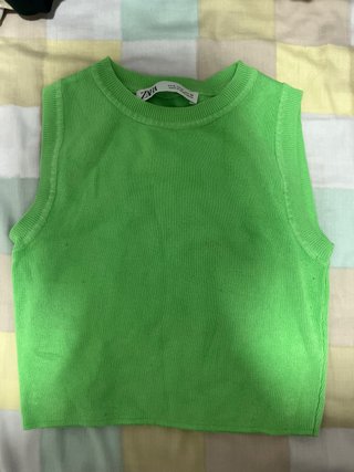 Top verde Zara
