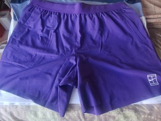 Pantalón corto tenis Nike morado hombre