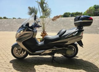 Suzuki Burgman 400 Gris