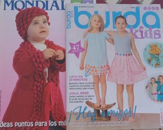 Lote de 2 revistas moda infantil: punto y costura