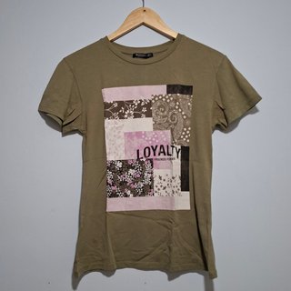 Camiseta Stradivarius Talla XS Estampado Loyalty