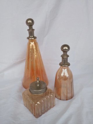 Juego de tocador antiguo