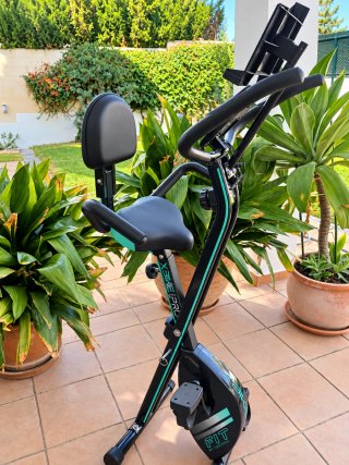 Bici Estática Cecotec X-Bike Pro con Respaldo