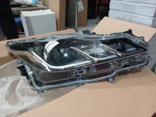 Faro Toyota Corolla