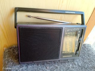 Radio Grundig Prima Boy 65K.