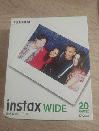 Carrete Fujifilm Instax WIDE 20 fotos