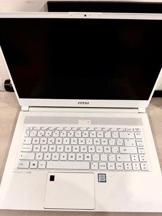 Portátil MSI Prestige Blanco