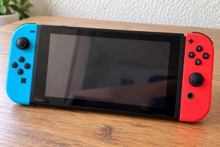 Nintendo Switch Azul y Roja