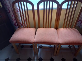 Conjunto de mesa y 6 sillas de Comedor