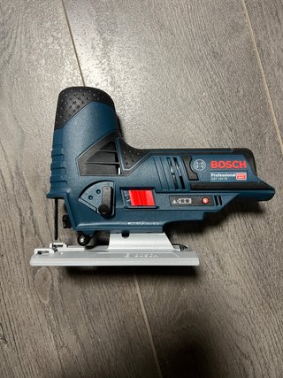 Sierra de calar Bosch Professional 12V