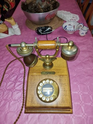 Teléfono Antiguo Vintage Lyon