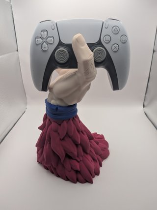 Soporte gamepad inspirado en Goku SSJ4 Dragon Ball