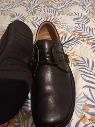 Zapatos Clarks de Piel Negros