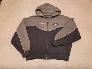 Chaqueta Cold Culture gris y negra