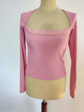Maglia a maniche lunghe rosa con pizzo