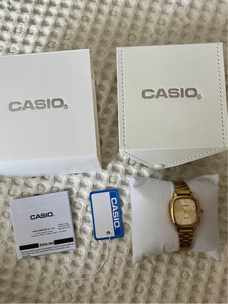 Reloj Casio Dorado