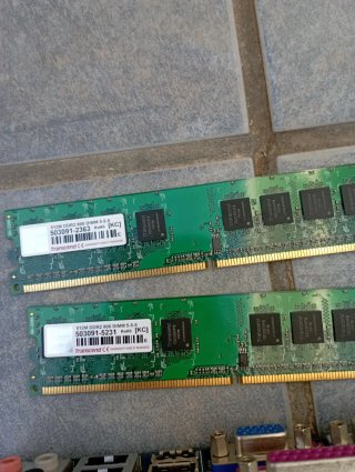 2 Módulos Memoria RAM Transcend 512MB DDR2