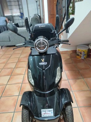 Scooter Eléctrica Veleco para Movilidad Reducida