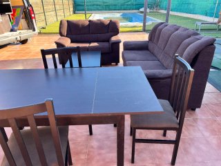 Conjunto salón: Sofá, mesa centro y mesa comedor