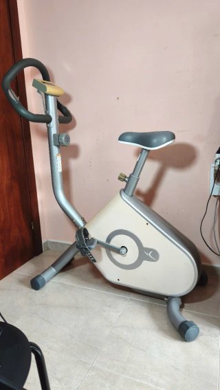 Bicicleta estàtica Domyos FC 100 (Girona)