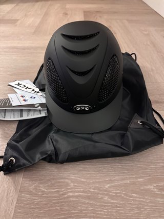 Casco tg 56, GPA, nero, nuovo con cartellino